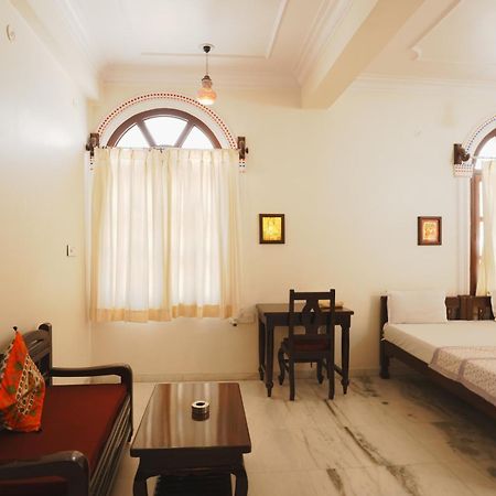 Jashoda Mystic Haveli Pushkar Phòng bức ảnh